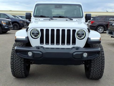 Used 2021 Jeep Wrangler Unlimited Sahara AWD/4WD image 8