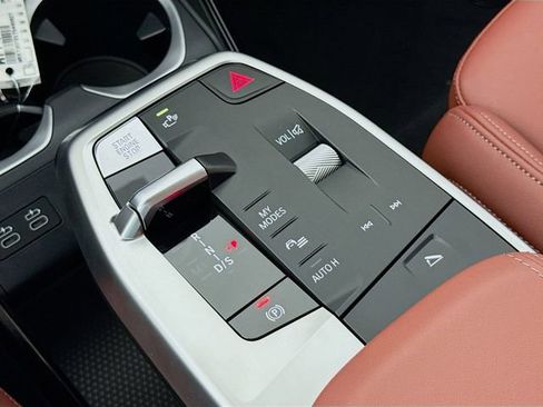 New 2026 BMW X1 xDrive28i w/ Technology Package image 17