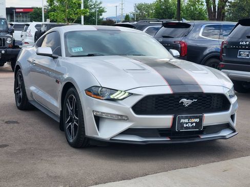 Used 2019 Ford Mustang Coupe w/ Equipment Group 101A RWD image 3
