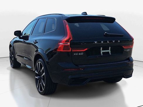 Used 2023 Volvo XC60 B5 Ultimate w/ Protection Package Premier image 7