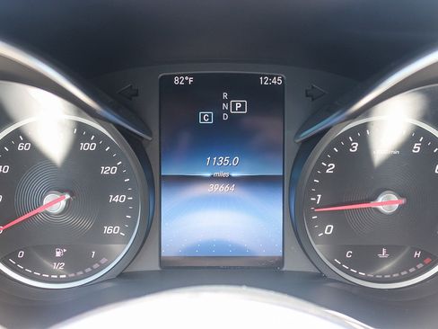 Used 2019 Mercedes-Benz C 300 Sedan image 24