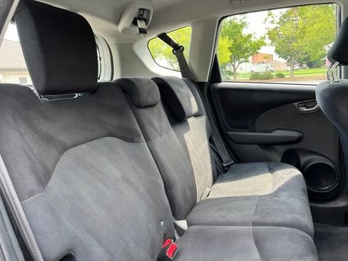 Used 2011 Honda Fit Sport image 21