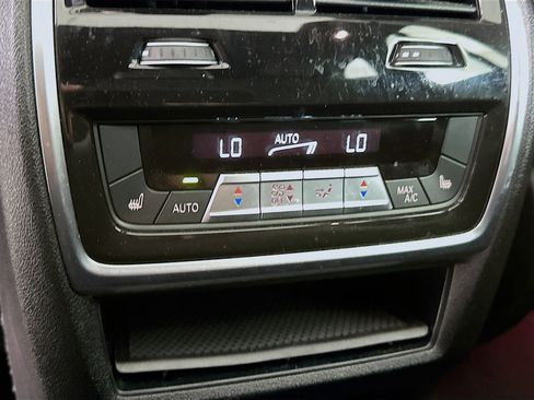 Used 2024 BMW X5 sDrive40i w/ Premium Package RWD image 27