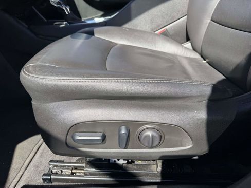 Used 2024 Chevrolet Malibu LT image 18