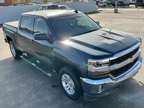 Used 2018 Chevrolet Silverado 1500 LT w/ All Star Edition image 4