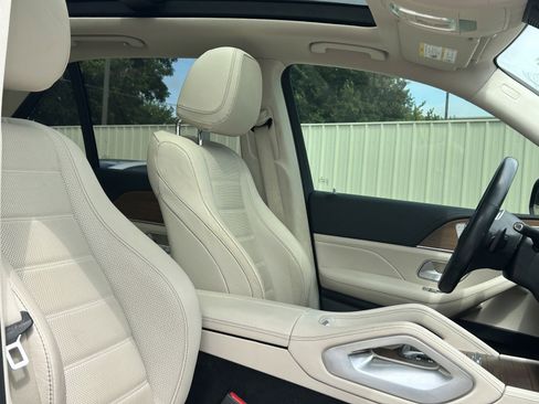 Used 2021 Mercedes-Benz GLE 450 4MATIC image 21