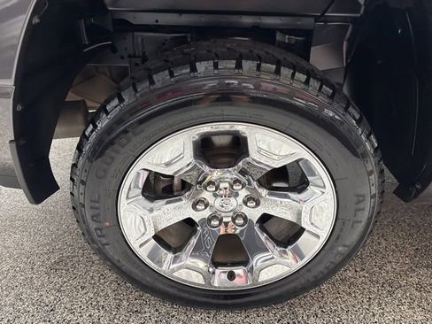 Used 2021 RAM 1500 Big Horn AWD/4WD image 18
