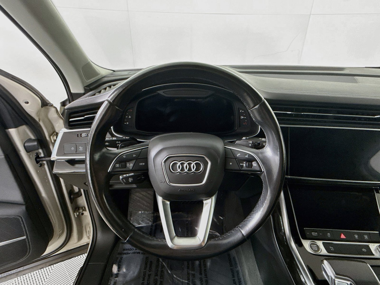 Used 2023 Audi Q7 2.0T Premium Plus AWD/4WD image 11