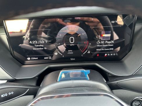 New 2026 GMC Acadia AT4 image 18