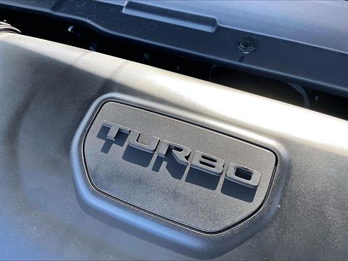 Used 2026 Jeep Compass Latitude image 31