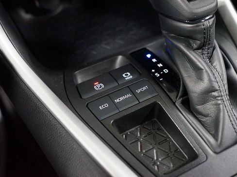 Certified 2024 Toyota RAV4 LE image 22