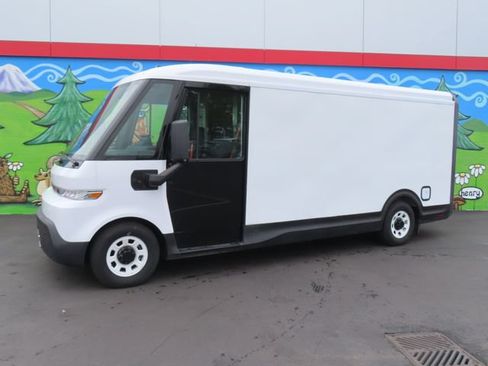 Used 2023 Chevrolet Brightdrop 600 w/ Active Safety Package 2 AWD/4WD image 3