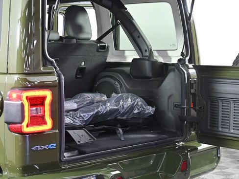 Used 2024 Jeep Wrangler High Altitude image 35