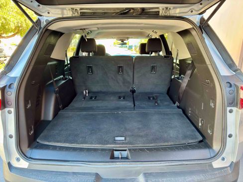 Used 2019 Chevrolet Traverse LS FWD image 57
