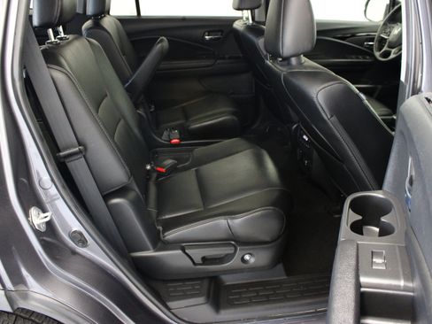 Used 2022 Honda Pilot Touring image 35