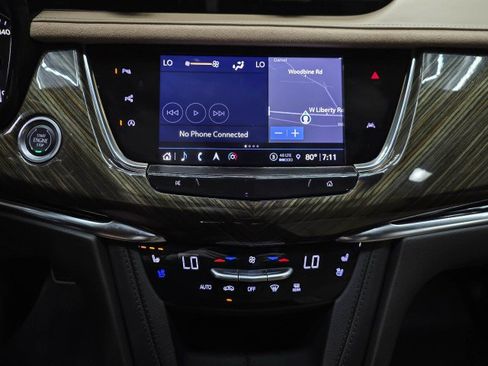 Used 2022 Cadillac XT6 Sport w/ Platinum Package AWD/4WD image 29