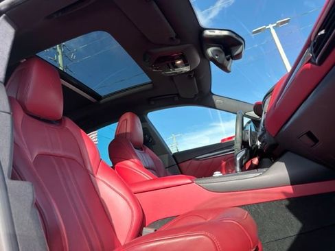 Used 2019 Maserati Levante GranSport AWD/4WD image 10