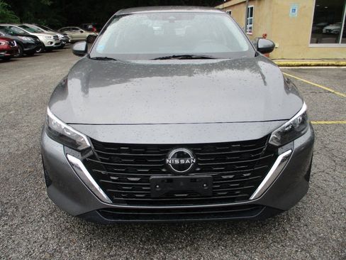Used 2024 Nissan Sentra S FWD image 24