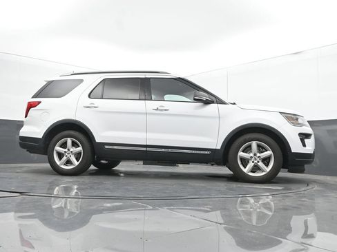 Used 2019 Ford Explorer XLT w/ Equipment Group 201A FWD image 45