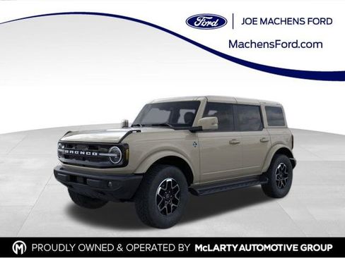 New 2025 Ford Bronco Outer Banks AWD/4WD image 1