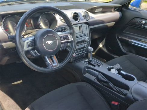 Used 2017 Ford Mustang GT image 14