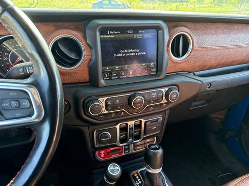 Used 2022 Jeep Gladiator Rubicon w/ LED Lighting Group AWD/4WD image 29