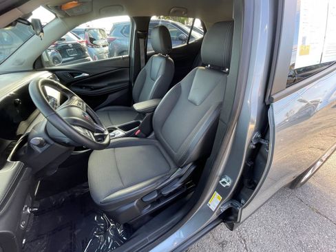 Used 2025 Buick Encore GX Preferred image 36