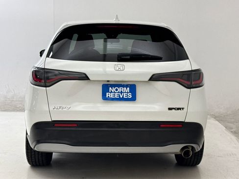 Certified 2024 Honda HR-V Sport image 8