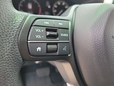 Used 2025 Honda CR-V LX image 21
