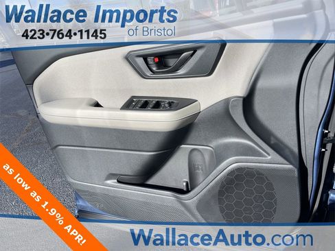 Certified 2025 Subaru Forester w/ Protection Package image 19