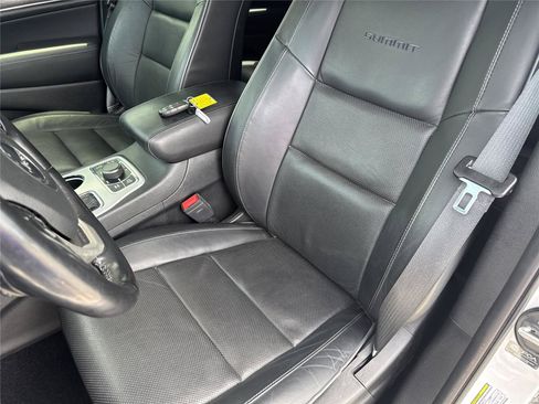 Used 2021 Jeep Grand Cherokee Summit AWD/4WD image 10