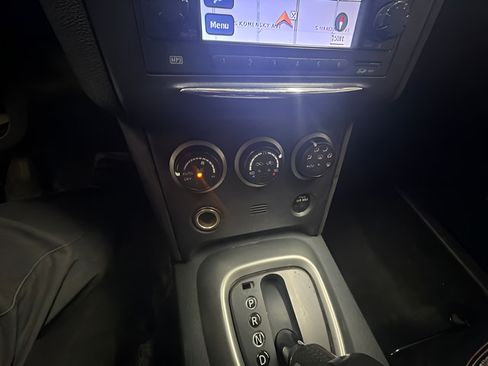 Used 2012 Nissan Rogue SL AWD/4WD image 21
