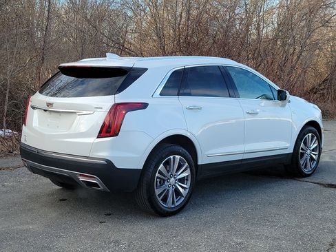 Certified 2025 Cadillac XT5 Premium Luxury image 5