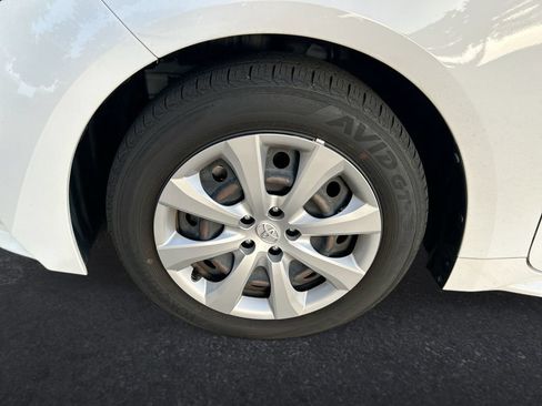 Used 2023 Toyota Corolla LE FWD image 10