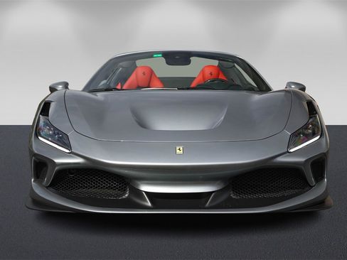 Certified 2022 Ferrari F8 Tributo image 8
