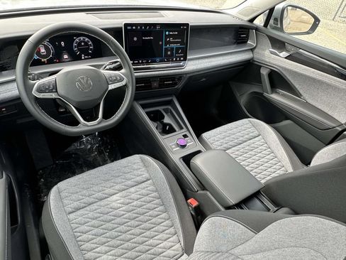 New 2025 Volkswagen Tiguan S AWD/4WD image 9