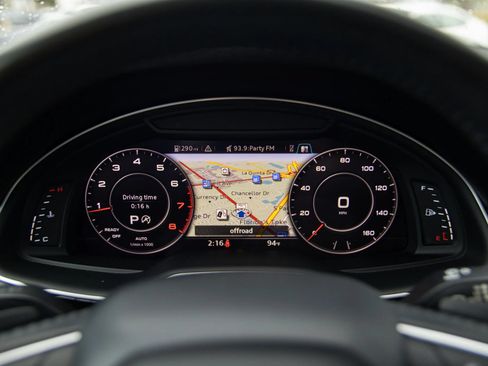 Used 2019 Audi Q7 3.0T Prestige AWD/4WD image 44