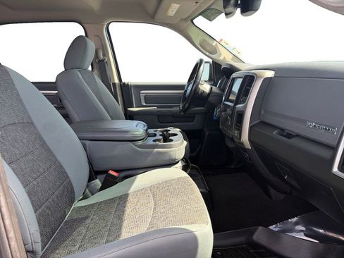 Used 2019 RAM 1500 Big Horn AWD/4WD image 17