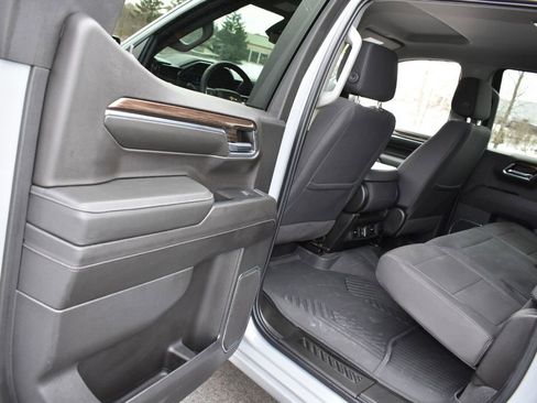 Used 2024 Chevrolet Silverado 1500 LT w/ Z71 Off-Road Package image 27