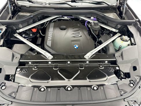 New 2026 BMW X5 xDrive40i w/ M Sport Package AWD/4WD image 28