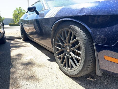 Used 2014 Dodge Challenger R/T Plus RWD image 4