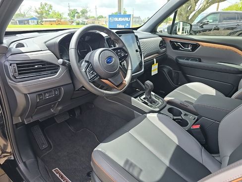 Used 2025 Subaru Forester Sport image 13