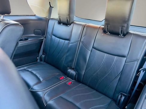 Used 2014 INFINITI QX60 Luxe w/ Deluxe Touring Package AWD/4WD image 26