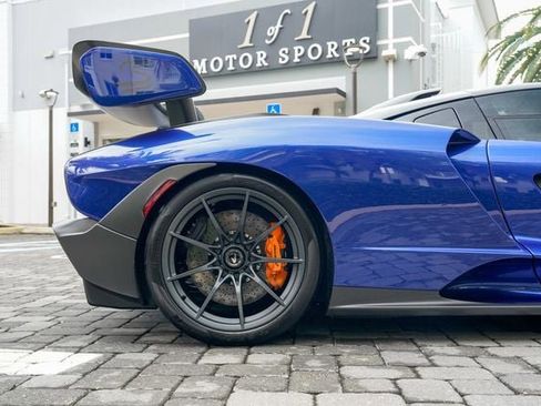 Used 2019 McLaren Senna image 30