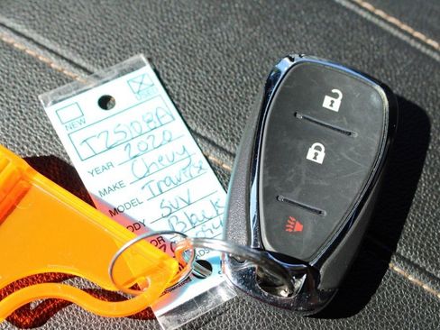 Used 2020 Chevrolet Traverse LS image 33