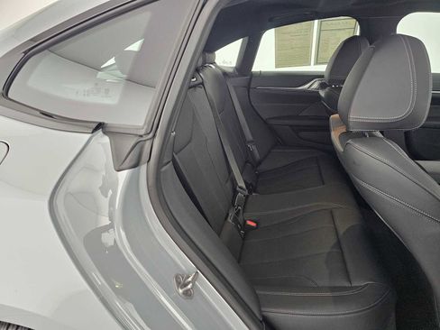 Used 2025 BMW 430i xDrive w/ M Sport Package image 12