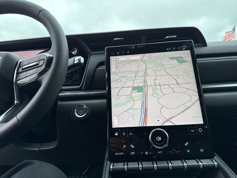 New 2026 GMC Terrain Elevation FWD image 23