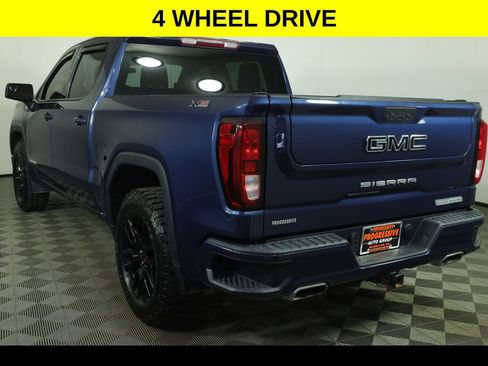 Used 2021 GMC Sierra 1500 Elevation w/ LPO, Elevation Black Package AWD/4WD image 4