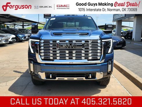New 2026 GMC Sierra 2500 Denali w/ Denali Reserve Package AWD/4WD image 8