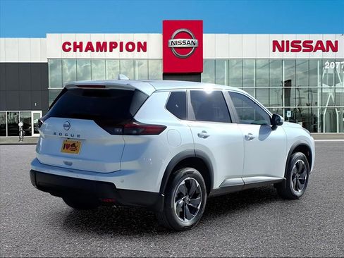 New 2026 Nissan Rogue SV image 7